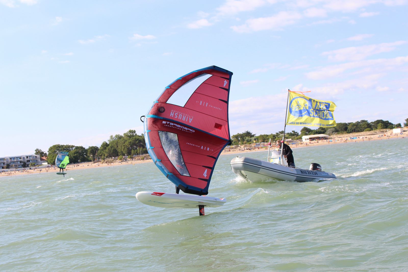 WAVE SCHOOL École & Location de Windsurf / Stand up paddle / Wingfoil 1